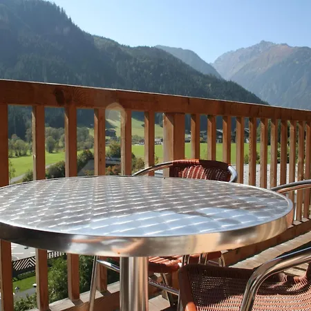 Holiday home In Koenigsleiten With Swimming Pool